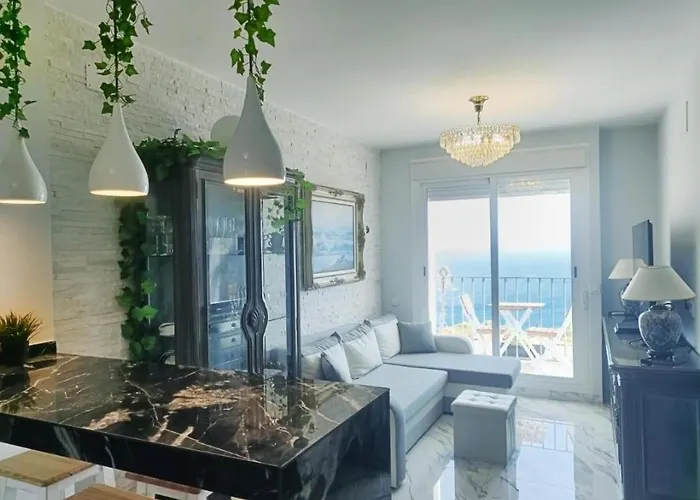 Deluxe Apartment *